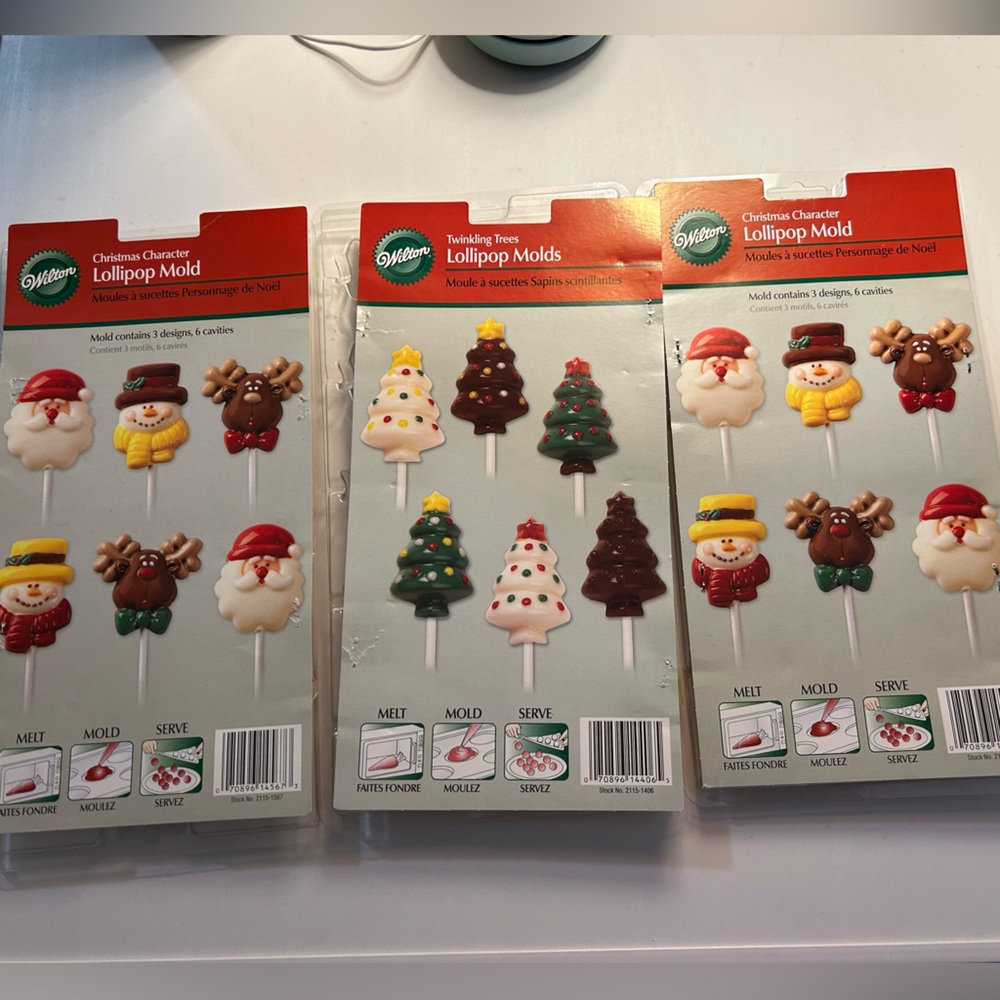 8 Wilton Festive Molds - Holiday Lollipop Molds and Candy Molds